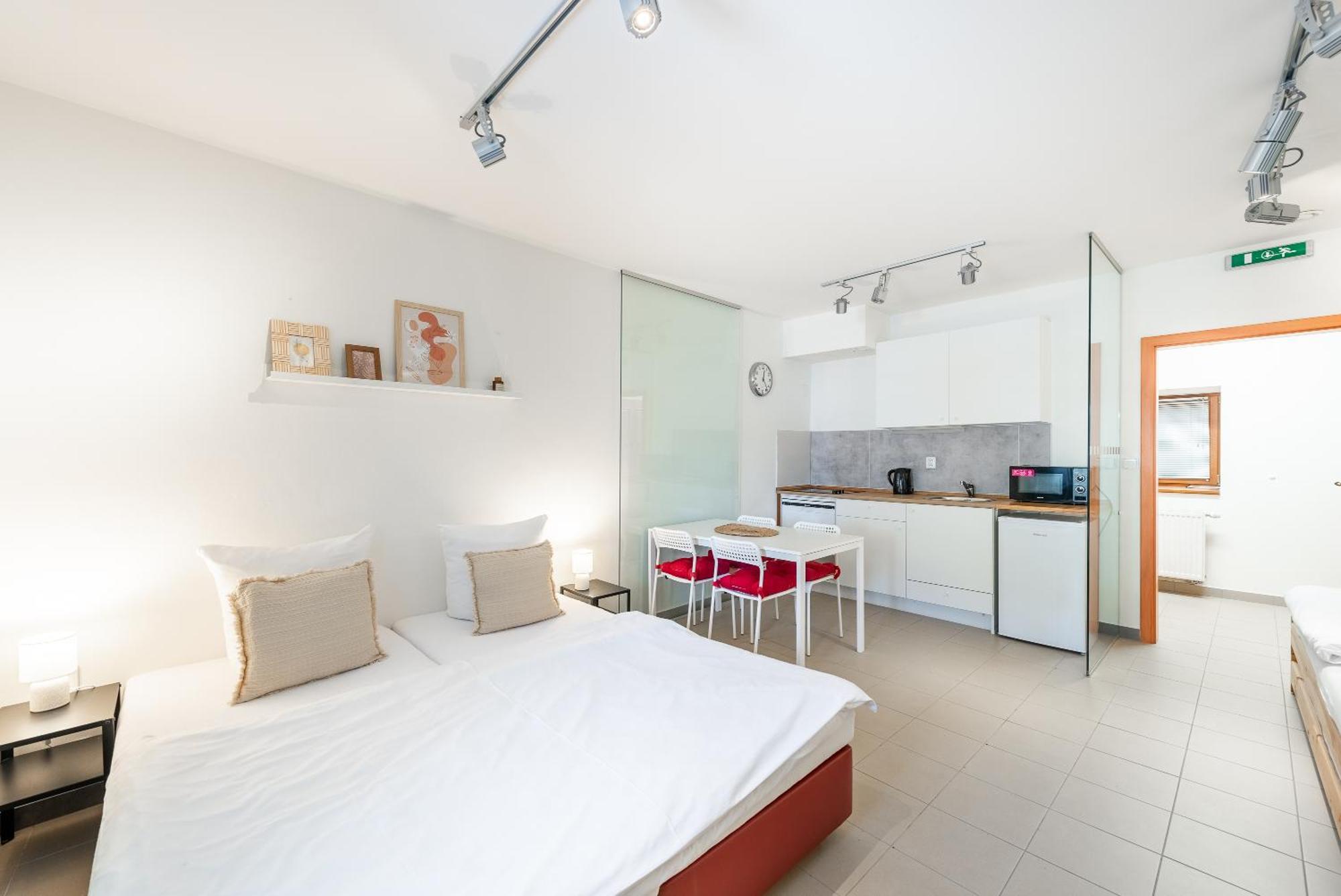 Apartman Muzeum Obchodu Karlstejn Bagian luar foto