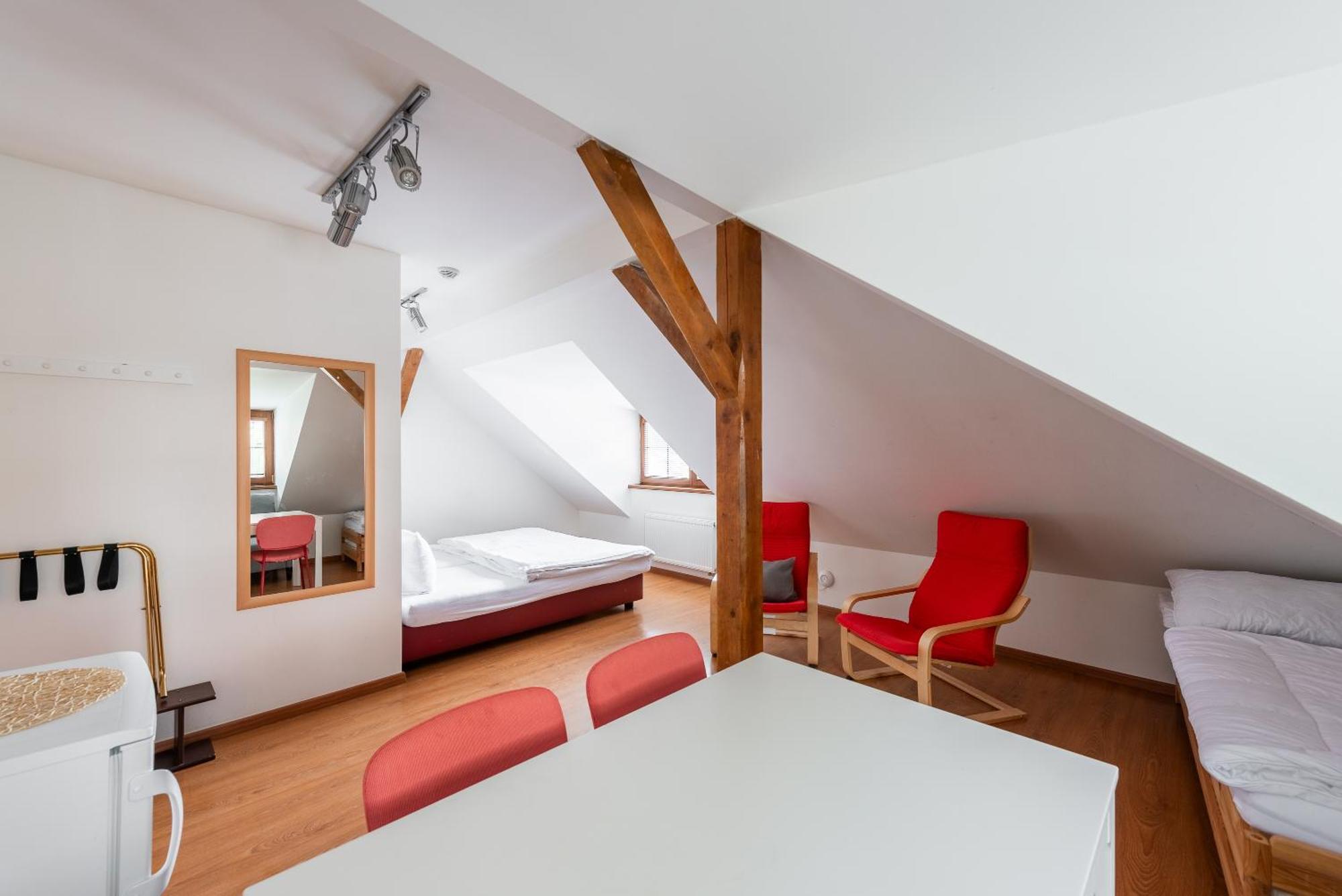 Apartman Muzeum Obchodu Karlstejn Bagian luar foto